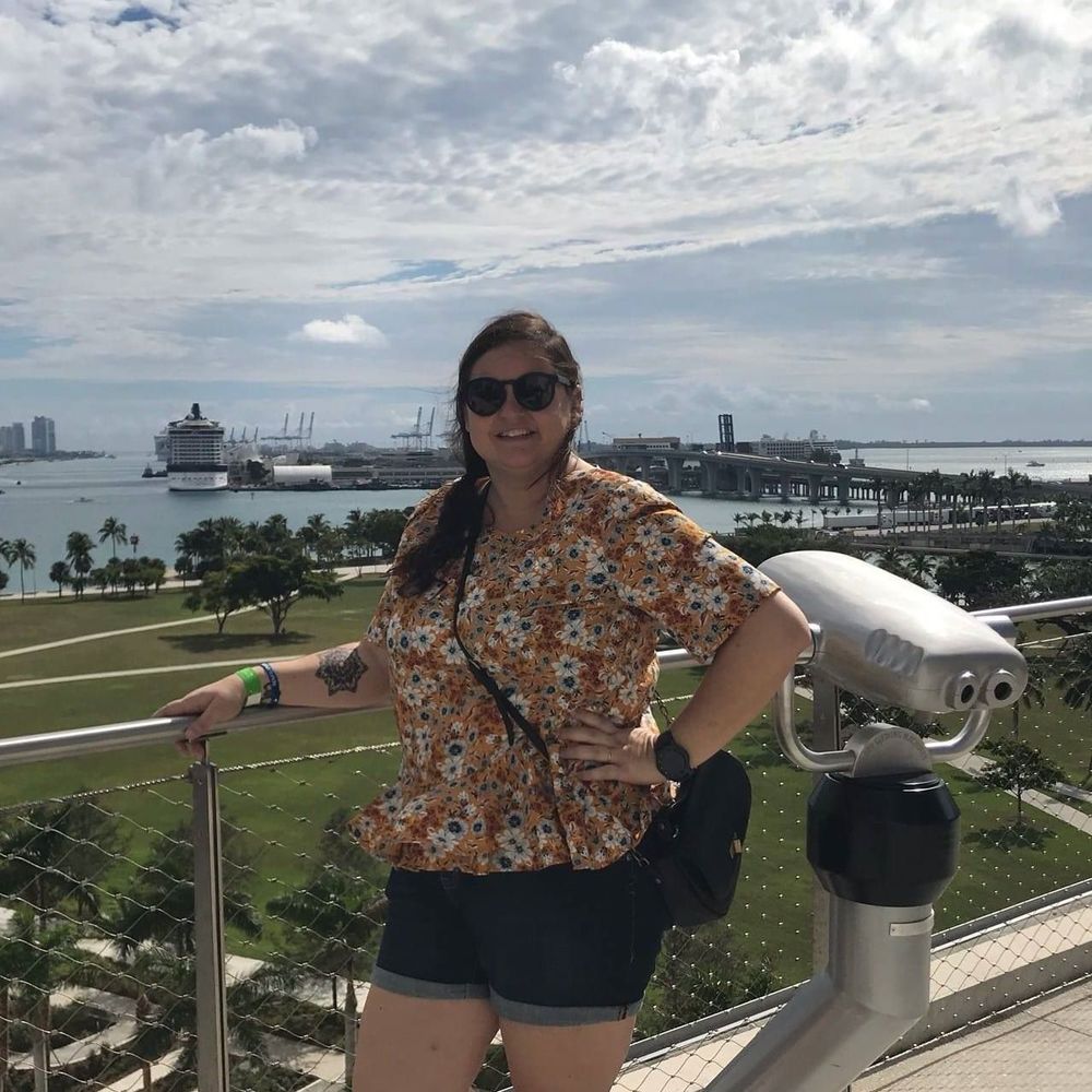 Meet your Posher, Cortney